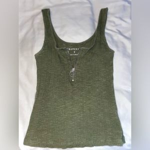 Aeropostale zip up tank